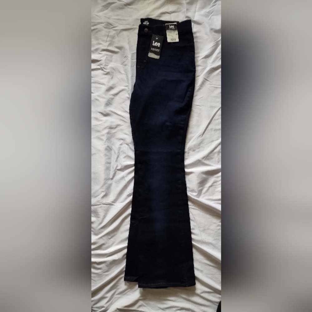 Lee High Rise Boot Cut Slim Fit Jeans 18 L.